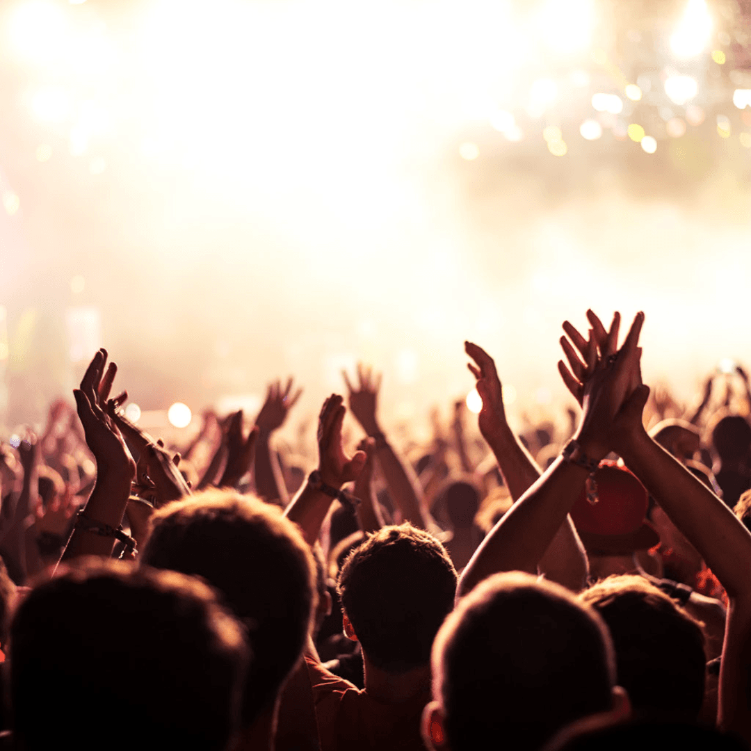  Tips for Staying Sober During a Summer Concert