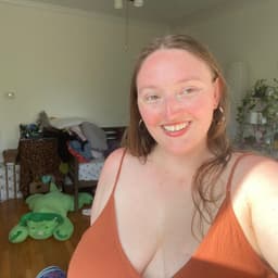 Lauren V