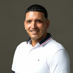 Edgardo Patron Phoenix Volunteer