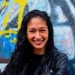 Alexandra Americanos