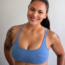 Agnes Flores